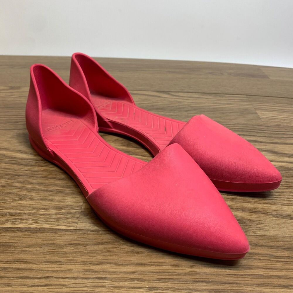 Native Sandals Classic Slip on Flats Pink Rubber Size 11 - Picture 1 of 8